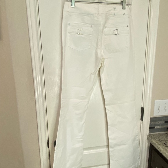 White House Black Market Flare bootcut White Jeans - Picture 4 of 5